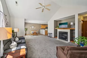 7801 Meadowlark Ln S, Reynoldsburg, OH 43068 - Photo 4