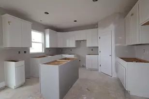 8144 Griffin Dr, Reynoldsburg, OH 43068 - Photo 4