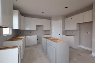 8144 Griffin Dr, Reynoldsburg, OH 43068 - Photo 6