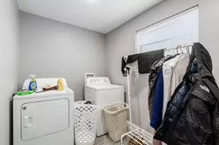 210 S Terrace Ave, Columbus, OH 43204 - Photo 20