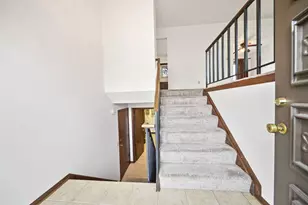 357 Highland Way, Worthington, OH 43085 - Photo 2