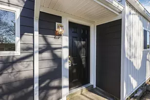 3032 Baker Hill Rd, Columbus, OH 43207 - Photo 4