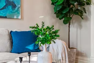 1042 Neil Ave, Columbus, OH 43201 - Photo 8