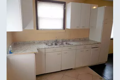 884 S Hague Avenue, Columbus, OH 43204 - Photo 6