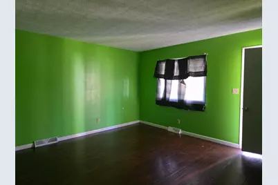 3355 E Deshler Avenue, Columbus, OH 43227 - Photo 2