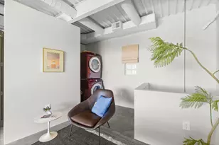 367 Auden Ave, Columbus, OH 43215 - Photo 36