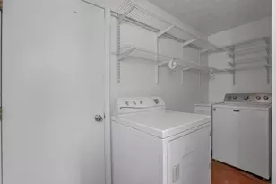 553 Elsmere St, Columbus, OH 43206 - Photo 18