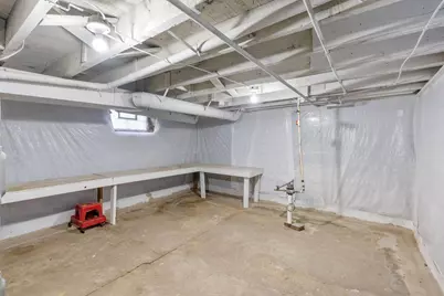 136 E Innis Avenue, Columbus, OH 43207 - Photo 48