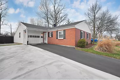 463 Darbyhurst Road, Columbus, OH 43228 - Photo 2