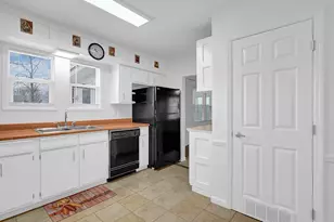 463 Darbyhurst Rd, Columbus, OH 43228 - Photo 8