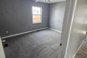 30 N Morris St, Newark, OH 43055 - Photo 6