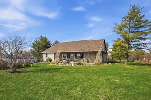 26743 Morris Salem Rd, Circleville, OH 43113 - Photo 2