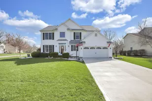 105 Blaine Ct, Pickerington, OH 43147 - Photo 2