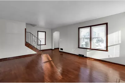 1037 E 18th Avenue, Columbus, OH 43211 - Photo 8