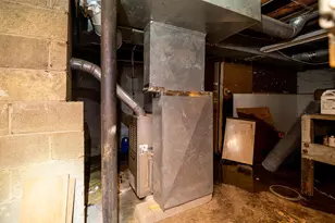 3453 Eisenhower Rd, Columbus, OH 43224 - Photo 20