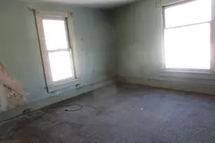 274 N 8th St, McConnelsville, OH 43756 - Photo 22