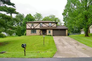 13137 E Crosset Hill Dr, Pickerington, OH 43147 - Photo 1