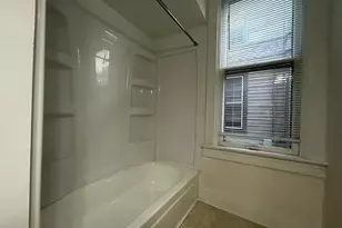 217 W Hubbard Ave, Columbus, OH 43215 - Photo 14