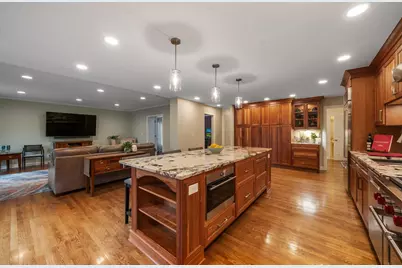 2604 Sherwood Road, Columbus, OH 43209 - Photo 18