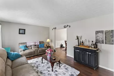 1755 Hillandale Avenue, Columbus, OH 43229 - Photo 6