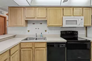 403 Windemere Cir, Westerville, OH 43082 - Photo 12