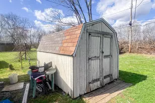 2676 Shelly Dr, Columbus, OH 43207 - Photo 46