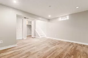 5972 Maple Canyon Ave, Columbus, OH 43229 - Photo 16