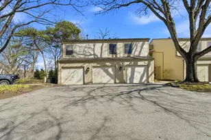 1330 Lake Shore Dr, Columbus, OH 43204 - Photo 2