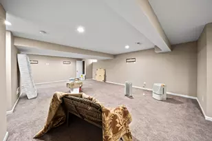 5690 Queen Victoria St, Groveport, OH 43125 - Photo 52
