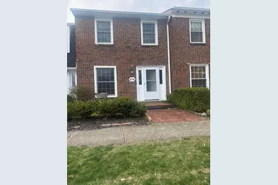 575 Dlyn Street, Columbus, OH 43228 - Photo 1