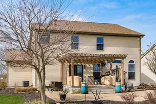 222 Trail E, Etna, OH 43062 - Photo 2