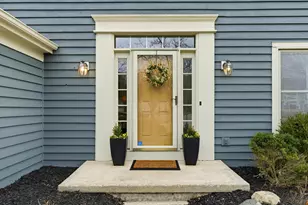 6982 Shady Nelms Dr, Dublin, OH 43017 - Photo 2