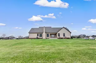 1690 Lynnbrook Ct, Orient, OH 43146 - Photo 4