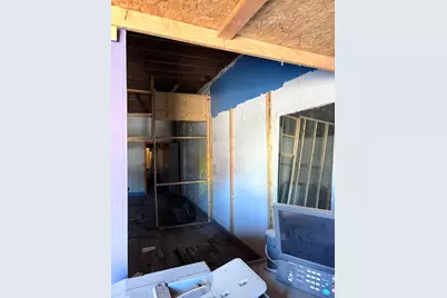 2453 Sullivant Avenue #3, Columbus, OH 43204 - Photo 6