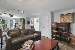 443 Lawrence Ave, Columbus, OH 43228 - Photo 8