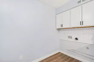 1557 Jennifer Ct, Columbus, OH 43232 - Photo 30