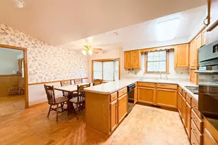 3335 Sycamore Knolls Dr, Columbus, OH 43219 - Photo 12