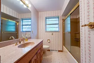 3335 Sycamore Knolls Dr, Columbus, OH 43219 - Photo 14