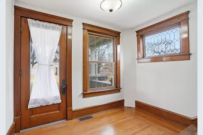 550 S Walnut Street, Bucyrus, OH 44820 - Photo 2