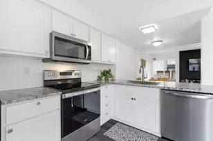 5272 Westbury Dr, Columbus, OH 43228 - Photo 6