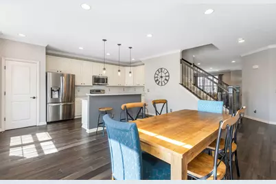 1041 Bluffway Drive, Columbus, OH 43235 - Photo 8