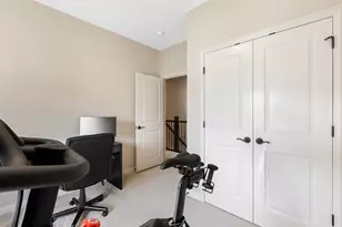 1041 Bluffway Dr, Columbus, OH 43235 - Photo 24