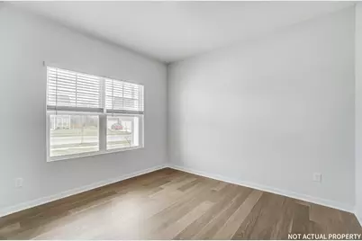 1113 Sherwood Loop, Bellefontaine, OH 43311 - Photo 8