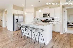 718 Maria Dr, Plain City, OH 43064 - Photo 10