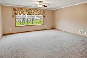 960 3rd St, Philo, OH 43771 - Photo 8