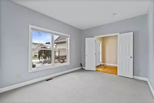 985 Linworth Village Dr, Columbus, OH 43235 - Photo 6