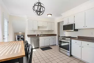 1751 Darrow Dr, Powell, OH 43065 - Photo 8