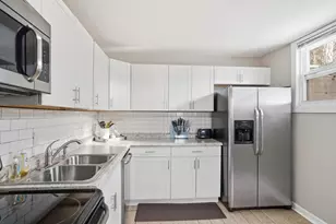 184 N 21st St, Columbus, OH 43203 - Photo 12