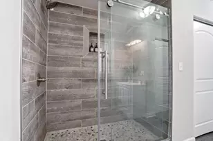 184 N 21st St, Columbus, OH 43203 - Photo 22