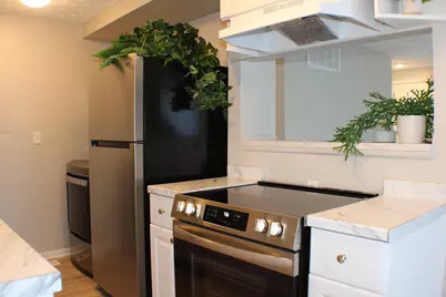 2472 Nassau Drive, Columbus, OH 43232 - Photo 8